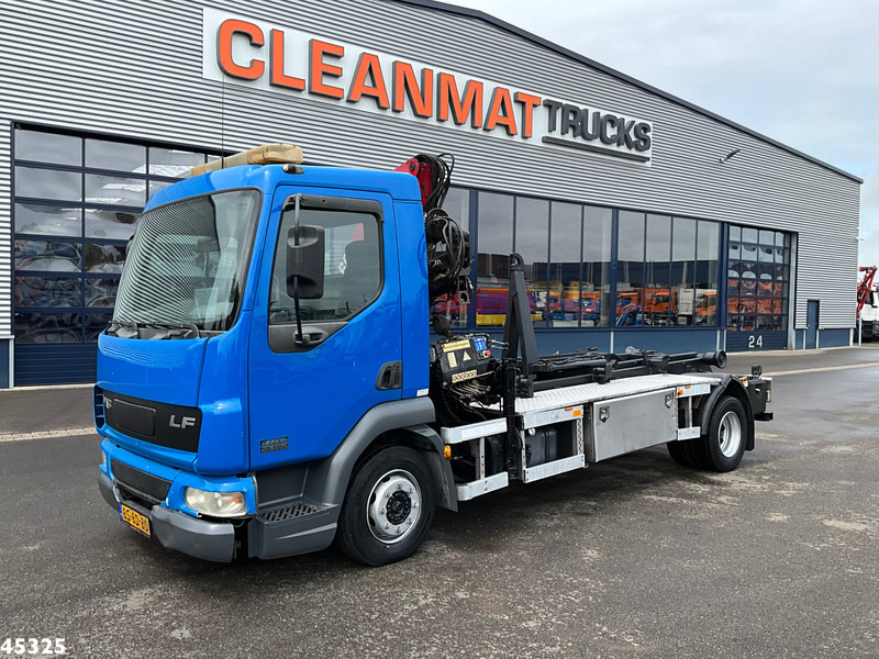 DAF FA 45 LF 180 HMF 7 Tonmeter laadkraan - Caminhão polibenne, Caminhão grua: foto 2 DAF FA 45 LF 180 HMF 7 Tonmeter laadkraan - Caminhão polibenne, Caminhão grua: foto 2