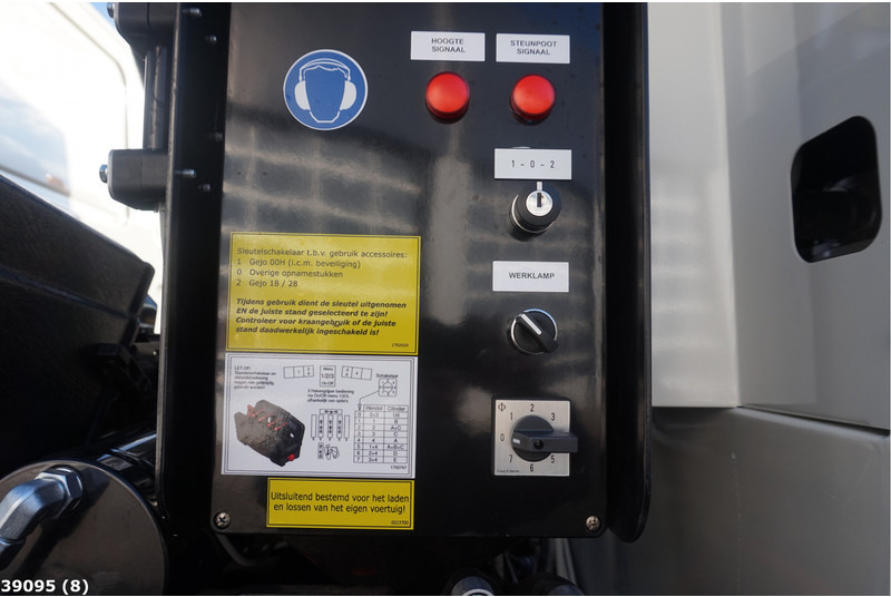 Caminhão de lixo DAF FAN CF 340 Hiab 21 Tonmeter laadkraan: foto 7