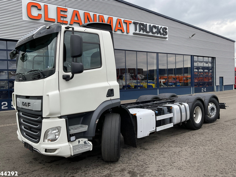 DAF FAN CF 450 Euro 6 Chassis Cabine - Caminhão chassi: foto 1 DAF FAN CF 450 Euro 6 Chassis Cabine - Caminhão chassi: foto 1