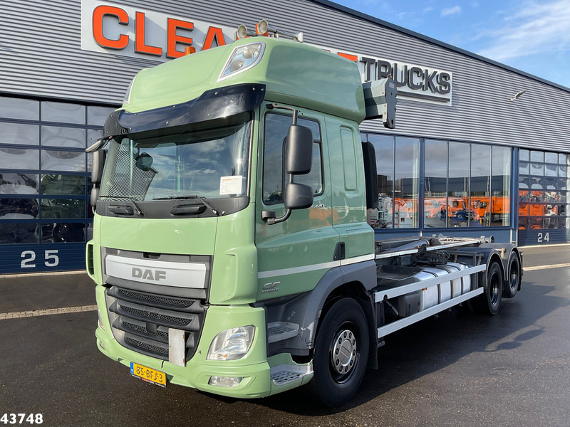 DAF FAS CF 440 Euro 6 VDL 21 Ton haakarmsysteem - Caminhão polibenne: foto 2 DAF FAS CF 440 Euro 6 VDL 21 Ton haakarmsysteem - Caminhão polibenne: foto 2