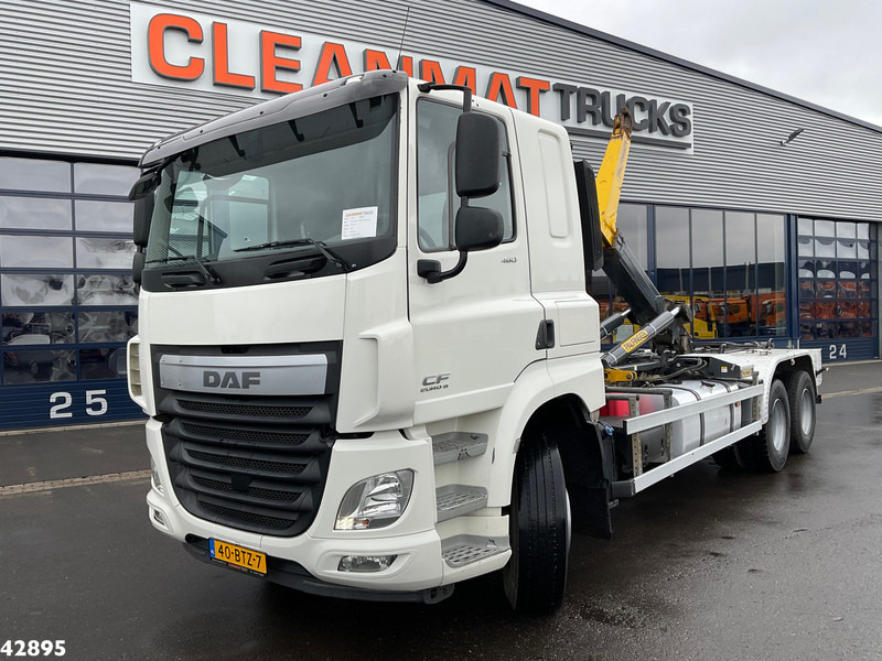 DAF FAS CF 460 Euro 6 Palfinger haakarmsysteem - Caminhão polibenne: foto 1 DAF FAS CF 460 Euro 6 Palfinger haakarmsysteem - Caminhão polibenne: foto 1