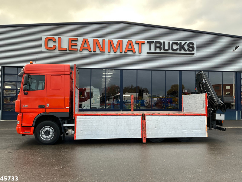 DAF FAT 105 XF 460 6x4 Manual Full Steel Hiab 16 Tonmeter laadkraan - Caminhão grua: foto 4 DAF FAT 105 XF 460 6x4 Manual Full Steel Hiab 16 Tonmeter laadkraan - Caminhão grua: foto 4