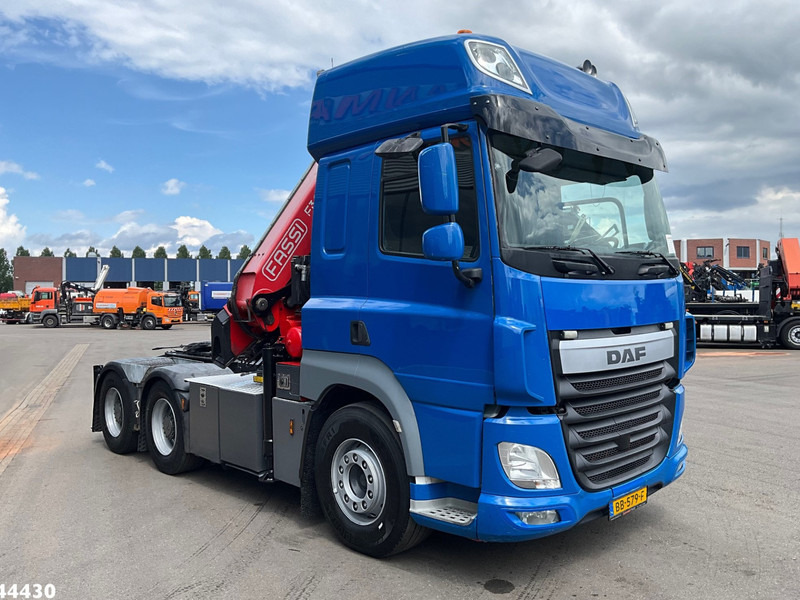 DAF FAT 85.510 6x4 Euro 6 Retarder Fassi 36 Tonmeter laadkraan - Caminhão grua: foto 3 DAF FAT 85.510 6x4 Euro 6 Retarder Fassi 36 Tonmeter laadkraan - Caminhão grua: foto 3