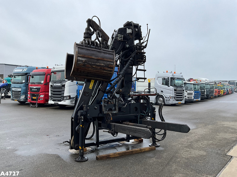 HIAB LOGLIFT 12 Tonmeter Z-kraan - Grua para caminhão de Caminhão: foto 5 HIAB LOGLIFT 12 Tonmeter Z-kraan - Grua para caminhão de Caminhão: foto 5