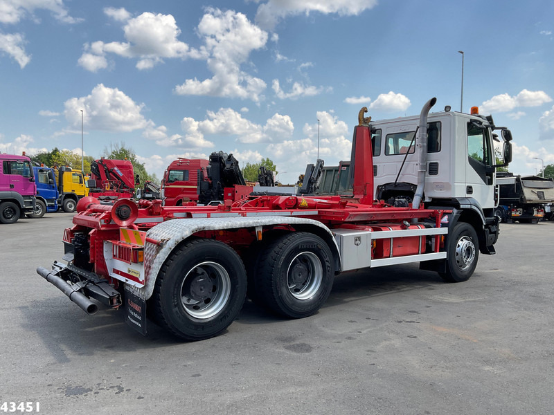 Iveco AD260T 6x4 Euro 6 AJK 20 haakarmsysteem - Caminhão polibenne: foto 5 Iveco AD260T 6x4 Euro 6 AJK 20 haakarmsysteem - Caminhão polibenne: foto 5