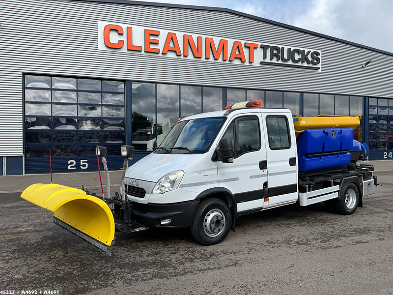 Veículo limpa-neves Iveco Daily 70C17 Nido zoutstrooier: foto 7 Veículo limpa-neves Iveco Daily 70C17 Nido zoutstrooier: foto 7