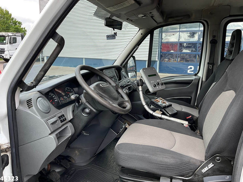 Veículo limpa-neves Iveco Daily 70C17 Nido zoutstrooier: foto 13 Veículo limpa-neves Iveco Daily 70C17 Nido zoutstrooier: foto 13