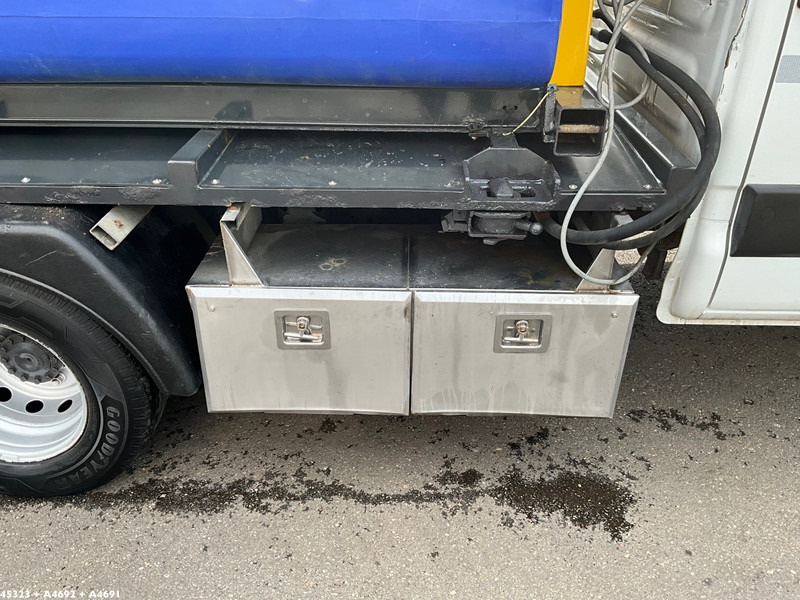 Veículo limpa-neves Iveco Daily 70C17 Nido zoutstrooier: foto 9 Veículo limpa-neves Iveco Daily 70C17 Nido zoutstrooier: foto 9