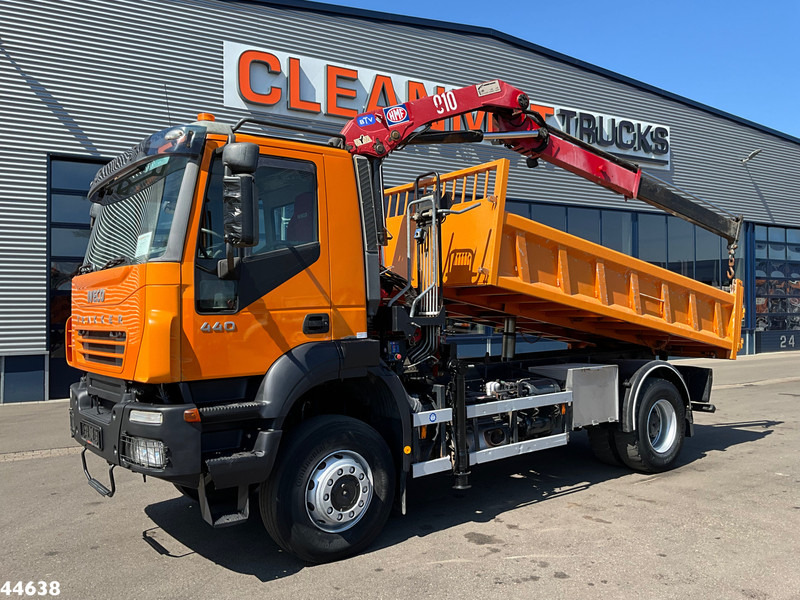 Iveco Trakker AD 190T44W 4x4 HMF 9 Tonmeter laadkraan Just 292.249 km! - Caminhão basculante, Caminhão grua: foto 1 Iveco Trakker AD 190T44W 4x4 HMF 9 Tonmeter laadkraan Just 292.249 km! - Caminhão basculante, Caminhão grua: foto 1