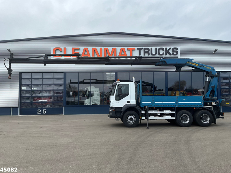 Iveco Trakker AD260T41 Euro 5 6x4 Full Steel Palfinger 36 Tm laadkraan Just 133.291 km! - Caminhão grua: foto 1 Iveco Trakker AD260T41 Euro 5 6x4 Full Steel Palfinger 36 Tm laadkraan Just 133.291 km! - Caminhão grua: foto 1