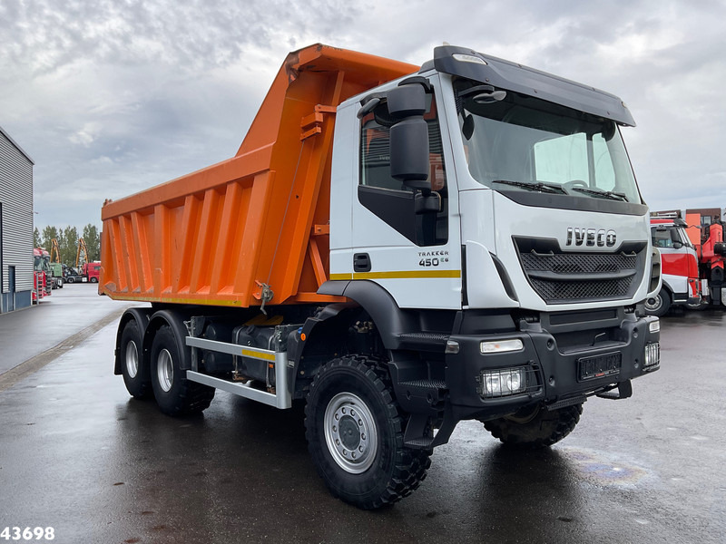 Iveco Trakker AD260TW450 6x6 Euro 6 Manual Full steel Just 25.974 km! - Caminhão basculante: foto 3 Iveco Trakker AD260TW450 6x6 Euro 6 Manual Full steel Just 25.974 km! - Caminhão basculante: foto 3