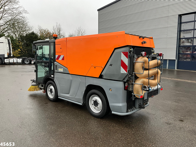 Kärcher MC 250 Just 16.579 km! - Varredora urbana: foto 5 Kärcher MC 250 Just 16.579 km! - Varredora urbana: foto 5