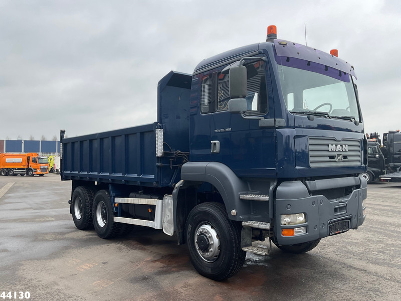 MAN TGA 33.363 6x6 Kipper 12m³ Manual Full steel - Caminhão basculante: foto 5 MAN TGA 33.363 6x6 Kipper 12m³ Manual Full steel - Caminhão basculante: foto 5
