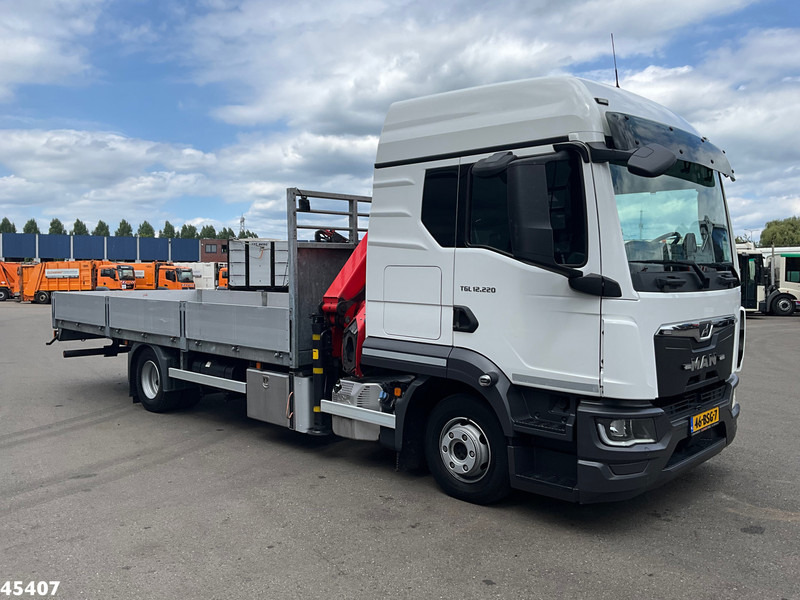 MAN TGL 12.220 Euro 6 Palfinger 11 Tonmeter laadkraan Just 60.518 km! - Caminhão grua: foto 5 MAN TGL 12.220 Euro 6 Palfinger 11 Tonmeter laadkraan Just 60.518 km! - Caminhão grua: foto 5
