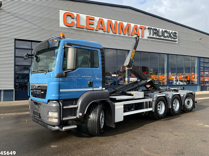 MAN TGS 35.440 8x4 Hyvalift 26 Ton haakarmsysteem - Caminhão polibenne: foto 1 MAN TGS 35.440 8x4 Hyvalift 26 Ton haakarmsysteem - Caminhão polibenne: foto 1