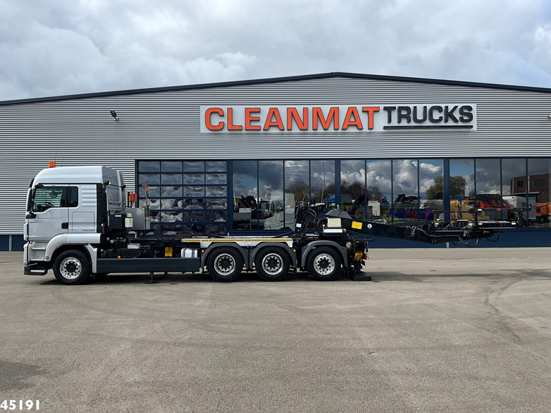 MAN TGS 35.480 Euro 6 8x4 Deuringer Garagetransporter - Caminhão transportador de contêineres/ Caixa móvel: foto 3 MAN TGS 35.480 Euro 6 8x4 Deuringer Garagetransporter - Caminhão transportador de contêineres/ Caixa móvel: foto 3