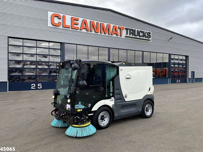 Mathieu MC 210 Azura Flex Euro 6 Just 8.800 km! - Varredora urbana: foto 4 Mathieu MC 210 Azura Flex Euro 6 Just 8.800 km! - Varredora urbana: foto 4