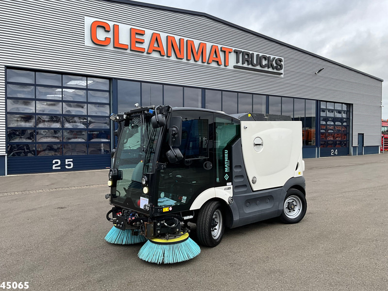 Mathieu MC 210 Azura Flex Euro 6 Just 8.800 km! - Varredora urbana: foto 3 Mathieu MC 210 Azura Flex Euro 6 Just 8.800 km! - Varredora urbana: foto 3