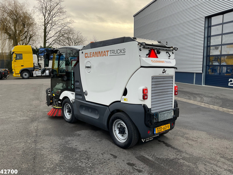 Mathieu MC 210 Azura Flex Euro 6 Stage 5 with 3-rd brush - Varredora urbana: foto 2 Mathieu MC 210 Azura Flex Euro 6 Stage 5 with 3-rd brush - Varredora urbana: foto 2