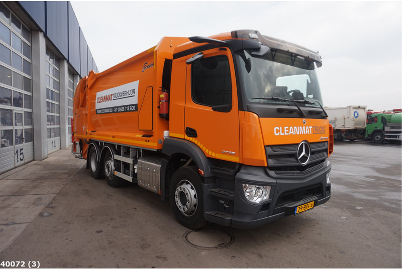 Caminhão de lixo Mercedes-Benz Actros 2533: foto 6
