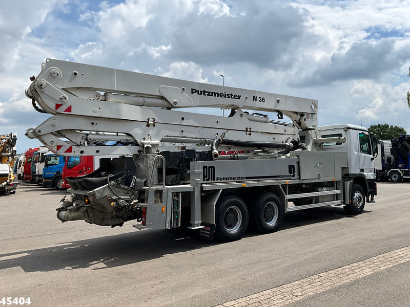 Mercedes-Benz Actros 2632 6x4 Putzmeister 36 Meter concrete pump - Autobomba de betão: foto 4 Mercedes-Benz Actros 2632 6x4 Putzmeister 36 Meter concrete pump - Autobomba de betão: foto 4