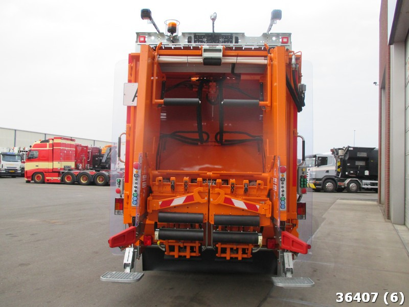 Mercedes-Benz Antos 2533 Zoeller 21,5m3 - Caminhão de lixo: foto 3 Mercedes-Benz Antos 2533 Zoeller 21,5m3 - Caminhão de lixo: foto 3