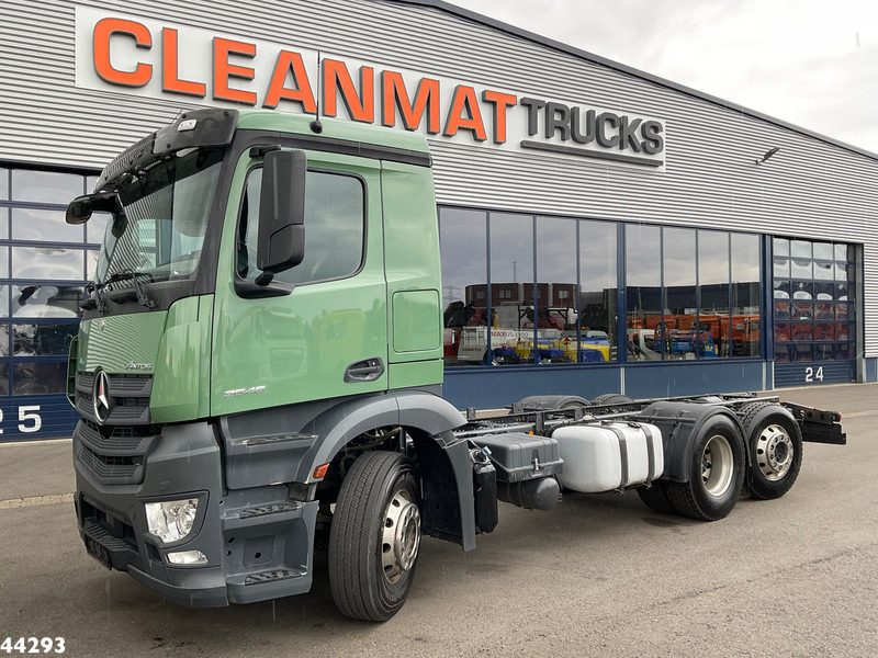 Mercedes-Benz Antos 2545 Euro 6 Chassis Cabine - Caminhão chassi: foto 1 Mercedes-Benz Antos 2545 Euro 6 Chassis Cabine - Caminhão chassi: foto 1