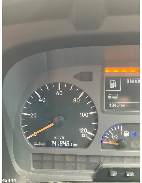 Varredora urbana Mercedes-Benz Atego 1018 Brock Left and right sweeper Just 141.848 km!: foto 18
