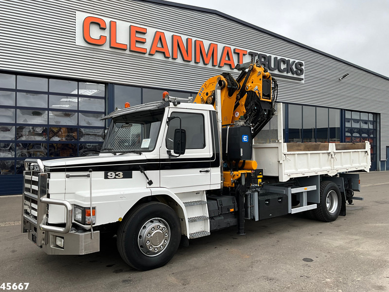 Scania T 93 4x2 Kipper met 31 Tonmeter laadkraan (bj 2005) + Fly-JIb! Just 118.736 km! - Caminhão basculante, Caminhão grua: foto 4 Scania T 93 4x2 Kipper met 31 Tonmeter laadkraan (bj 2005) + Fly-JIb! Just 118.736 km! - Caminhão basculante, Caminhão grua: foto 4