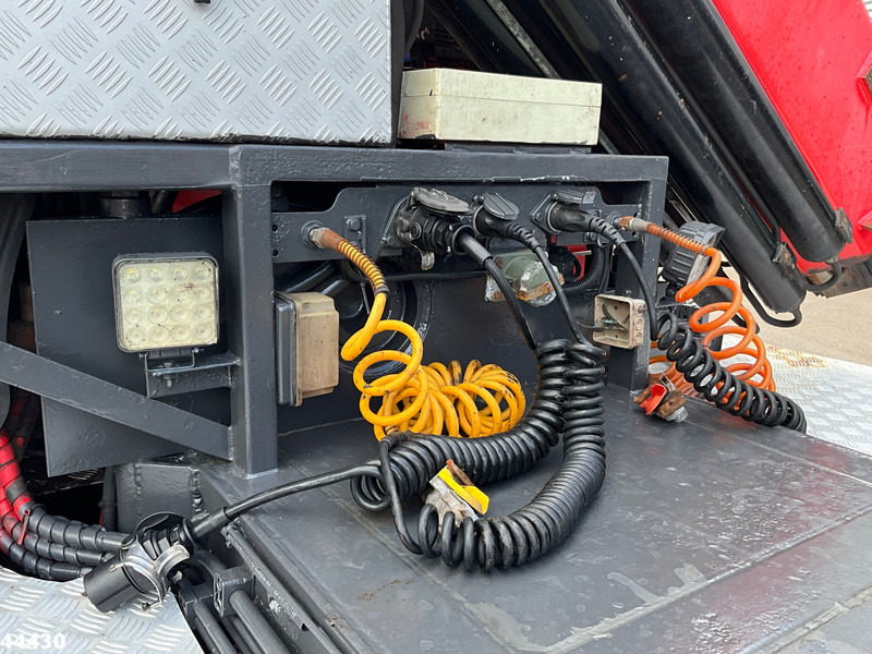 Tractor DAF FAT 85.510 6x4 Euro 6 Retarder Fassi 36 Tonmeter laadkraan: foto 8 Tractor DAF FAT 85.510 6x4 Euro 6 Retarder Fassi 36 Tonmeter laadkraan: foto 8