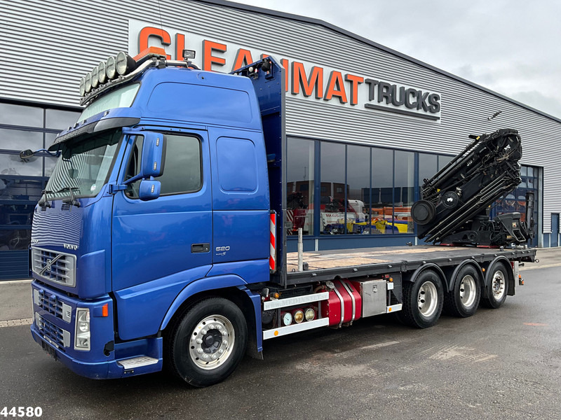 Volvo FH 520 8x4 Euro 5 Hiab 24 Tonmeter laadkraan + Fly-jib - Caminhão grua: foto 3 Volvo FH 520 8x4 Euro 5 Hiab 24 Tonmeter laadkraan + Fly-jib - Caminhão grua: foto 3