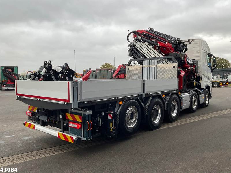 Volvo FH 540 10x4 Fassi 215 Tonmeter laadkraan + Fly-Jib NEW AND UNUSED! - Caminhão grua: foto 5 Volvo FH 540 10x4 Fassi 215 Tonmeter laadkraan + Fly-Jib NEW AND UNUSED! - Caminhão grua: foto 5