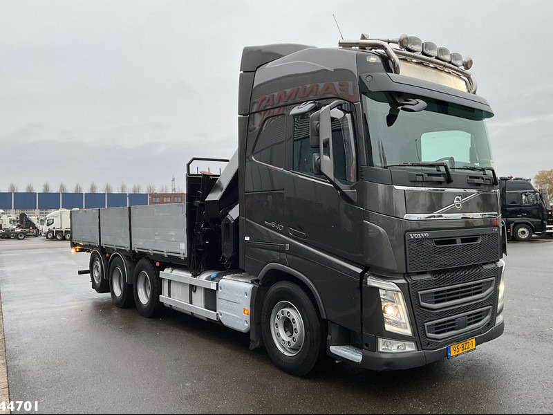 Volvo FH 540 8x4 Euro 6 Hiab 37 Tonmeter laadkraan - Caminhão grua: foto 5 Volvo FH 540 8x4 Euro 6 Hiab 37 Tonmeter laadkraan - Caminhão grua: foto 5