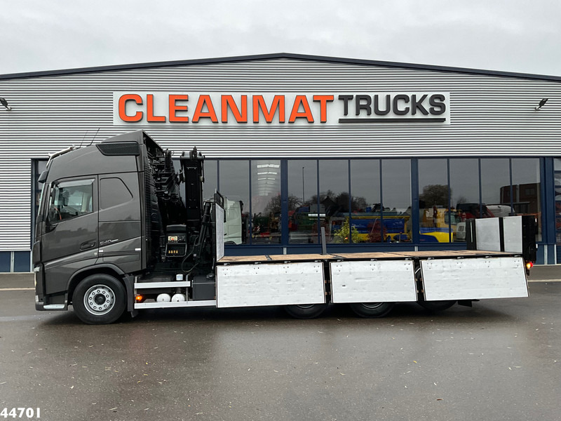 Volvo FH 540 8x4 Euro 6 Hiab 37 Tonmeter laadkraan - Caminhão grua: foto 4 Volvo FH 540 8x4 Euro 6 Hiab 37 Tonmeter laadkraan - Caminhão grua: foto 4