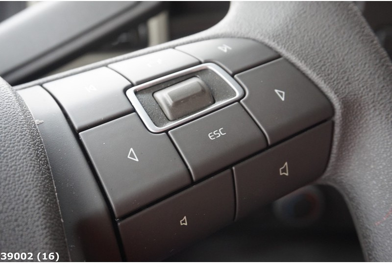 Caminhão de lixo Volvo FM 330: foto 16