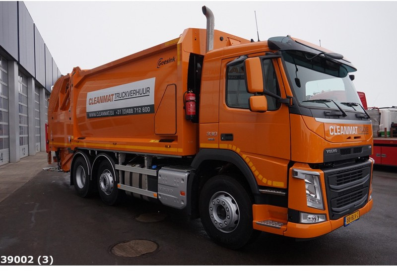 Caminhão de lixo Volvo FM 330: foto 6
