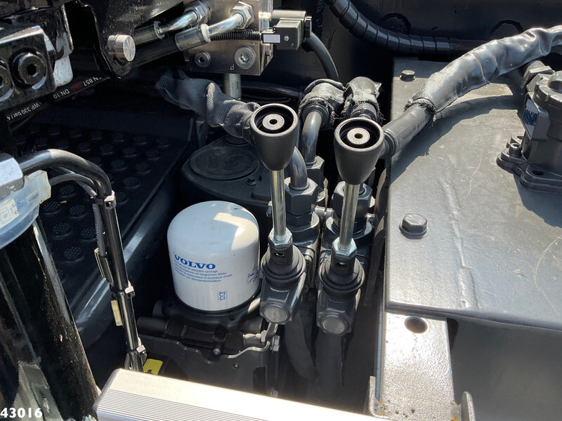 Caminhão polibenne, Caminhão grua Volvo FM 430 HMF 23 Tonmeter laadkraan Welvaarts laadkraan weegsysteem: foto 12