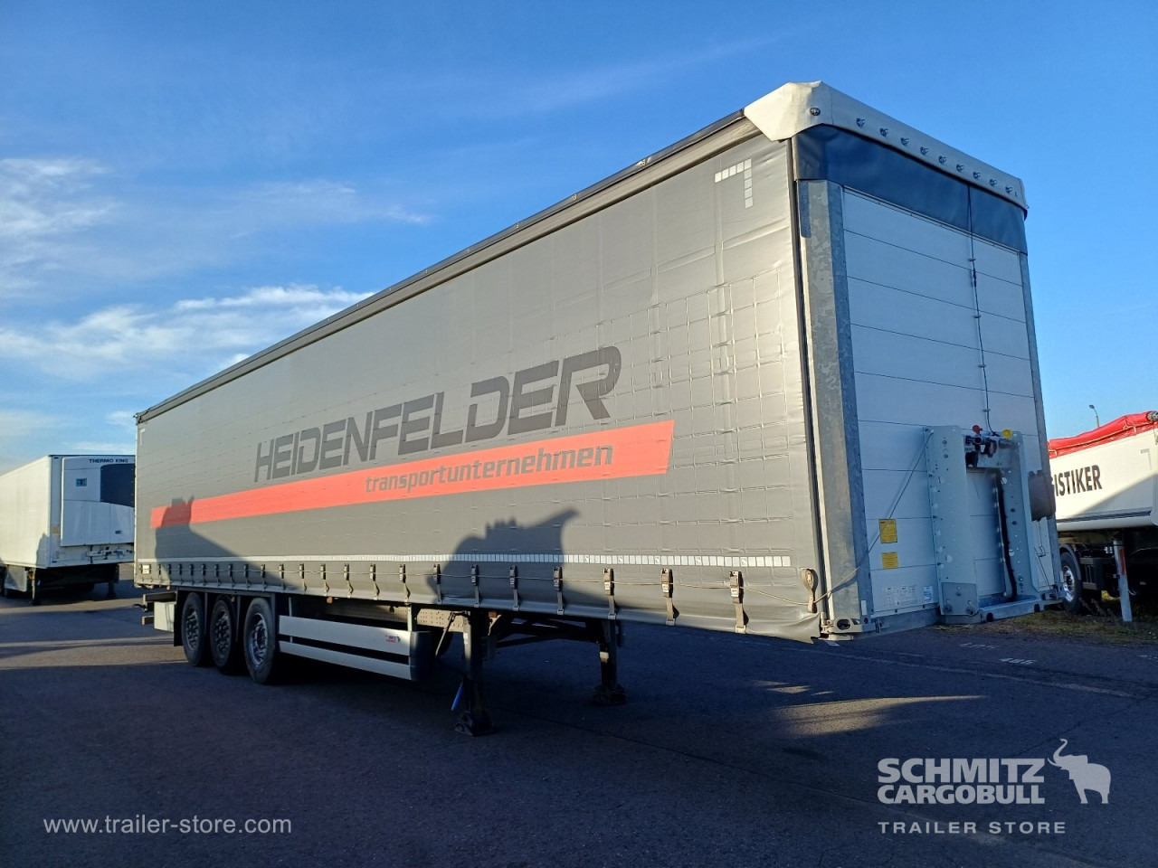 SCHMITZ Auflieger Curtainsider Standard - Semi-reboque de lona: foto 1 SCHMITZ Auflieger Curtainsider Standard - Semi-reboque de lona: foto 1
