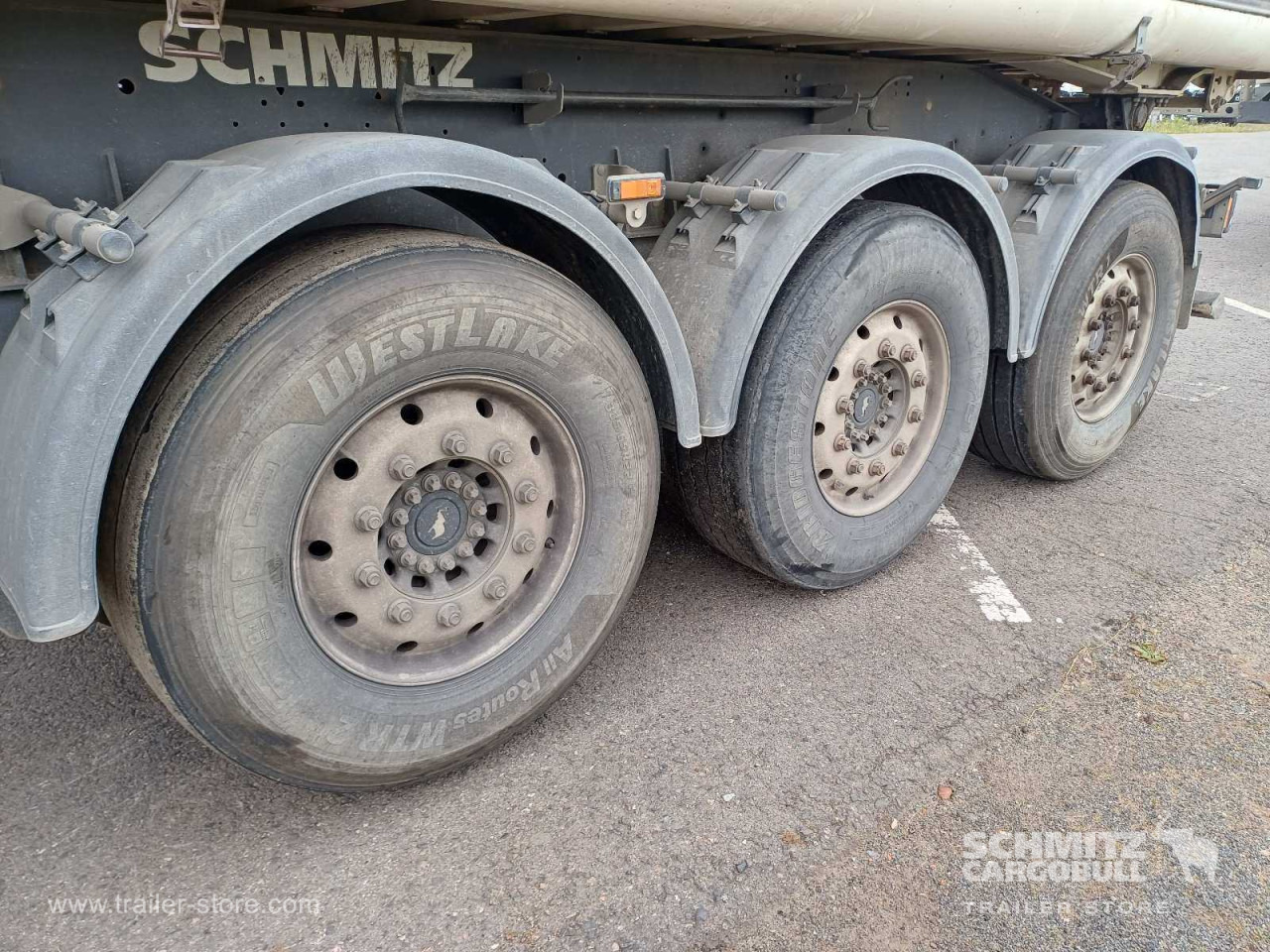 SCHMITZ Auflieger Kipper Alukastenmulde 24m³ - Semireboque basculante: foto 2 SCHMITZ Auflieger Kipper Alukastenmulde 24m³ - Semireboque basculante: foto 2