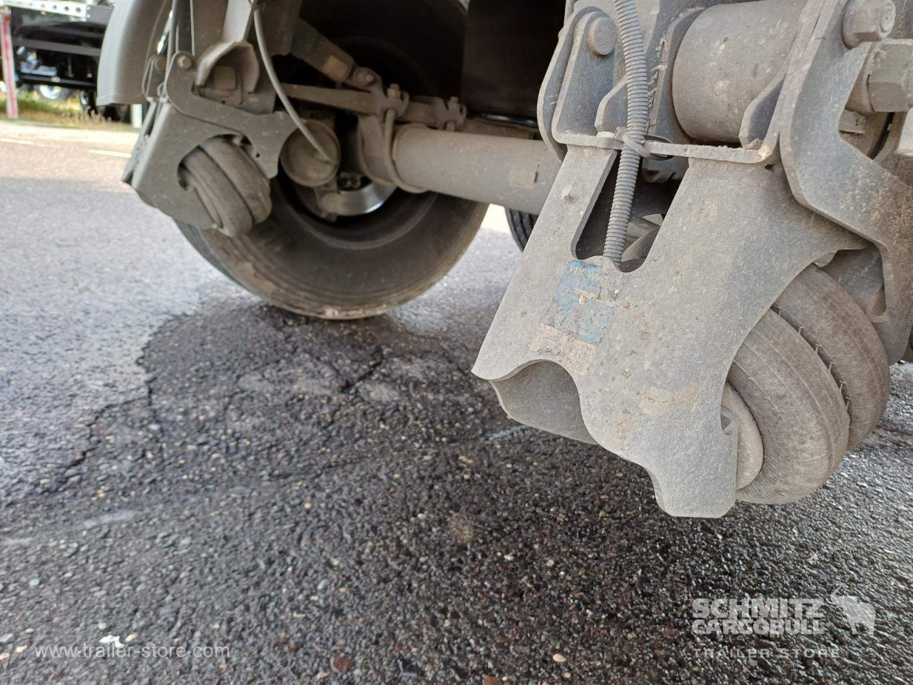SCHMITZ Auflieger Kipper Alukastenmulde 24m³ - Semireboque basculante: foto 3 SCHMITZ Auflieger Kipper Alukastenmulde 24m³ - Semireboque basculante: foto 3