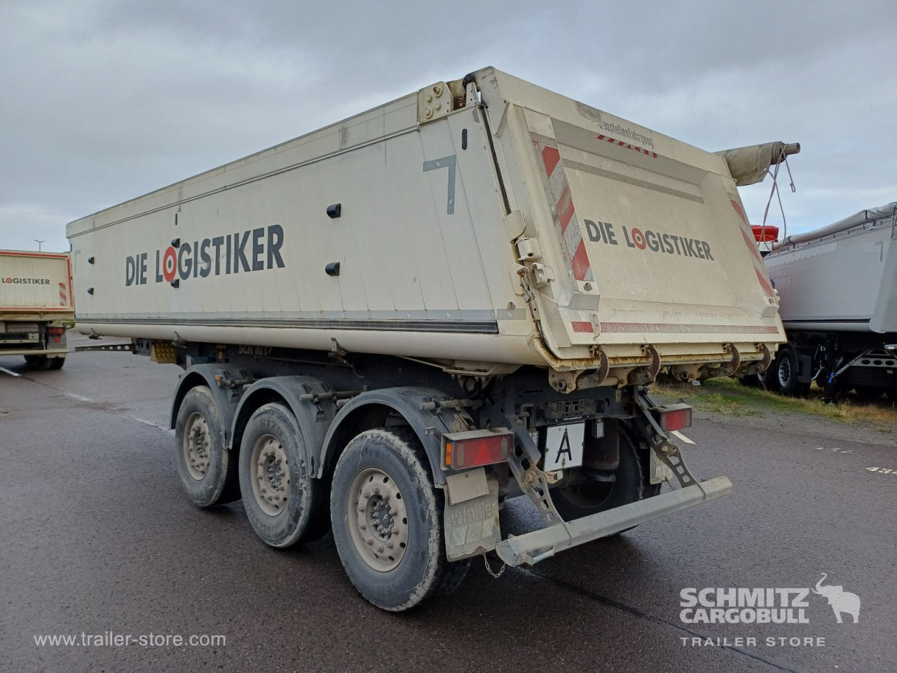 SCHMITZ Auflieger Kipper Alukastenmulde 24m³ - Semireboque basculante: foto 4 SCHMITZ Auflieger Kipper Alukastenmulde 24m³ - Semireboque basculante: foto 4