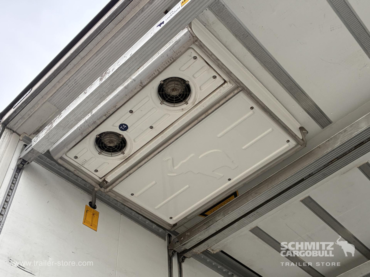SCHMITZ Auflieger Tiefkühler Multitemp Double deck - Semireboque isotérmico: foto 3 SCHMITZ Auflieger Tiefkühler Multitemp Double deck - Semireboque isotérmico: foto 3