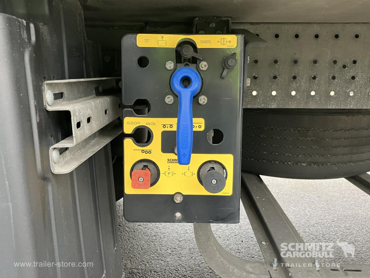 SCHMITZ Auflieger Tiefkühler Standard Double deck - Semireboque isotérmico: foto 3 SCHMITZ Auflieger Tiefkühler Standard Double deck - Semireboque isotérmico: foto 3