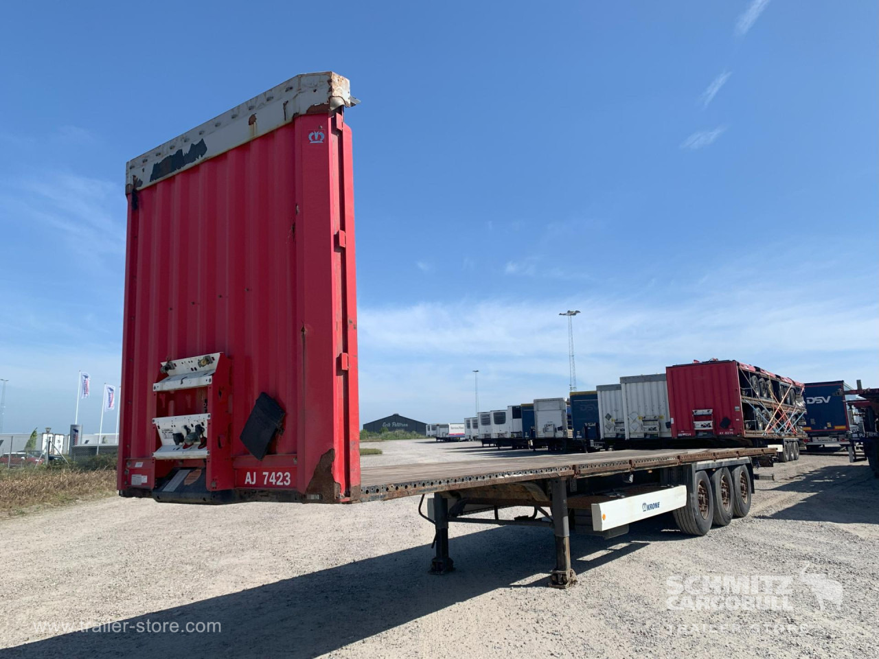 KRONE Platform Standard - Semi-reboque plataforma/ Caixa aberta: foto 1 KRONE Platform Standard - Semi-reboque plataforma/ Caixa aberta: foto 1