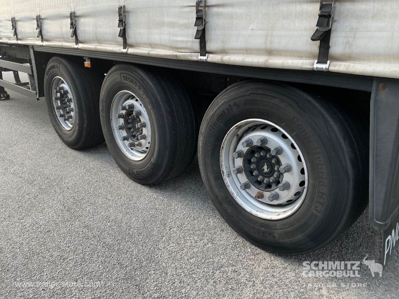 SCHMITZ Curtainsider Standard - Semi-reboque de lona: foto 3 SCHMITZ Curtainsider Standard - Semi-reboque de lona: foto 3