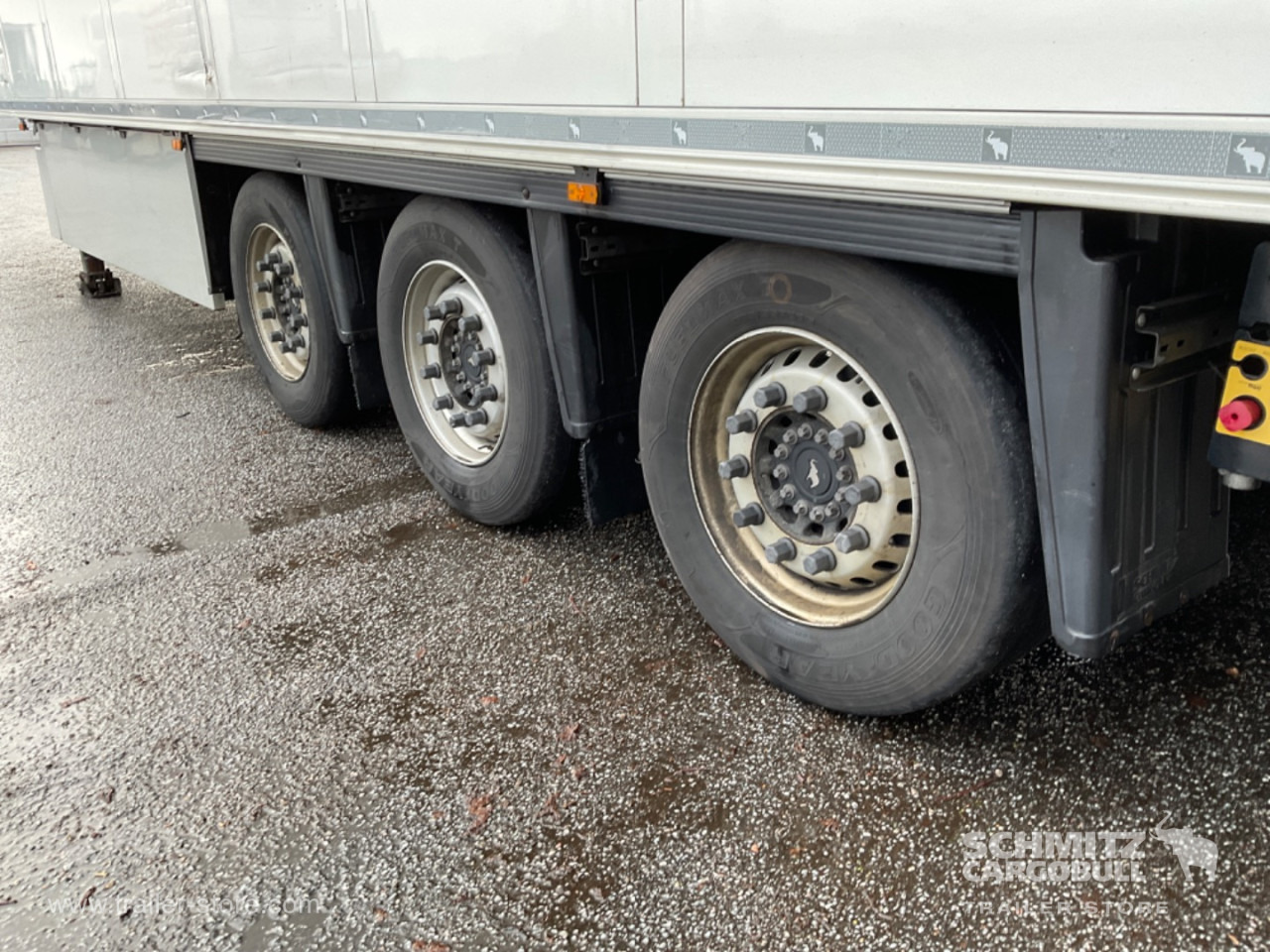 SCHMITZ Reefer Multitemp Double deck - Semireboque isotérmico: foto 5 SCHMITZ Reefer Multitemp Double deck - Semireboque isotérmico: foto 5