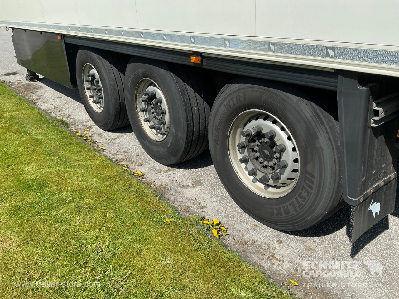 SCHMITZ Reefer Standard Double deck - Semireboque isotérmico: foto 5 SCHMITZ Reefer Standard Double deck - Semireboque isotérmico: foto 5