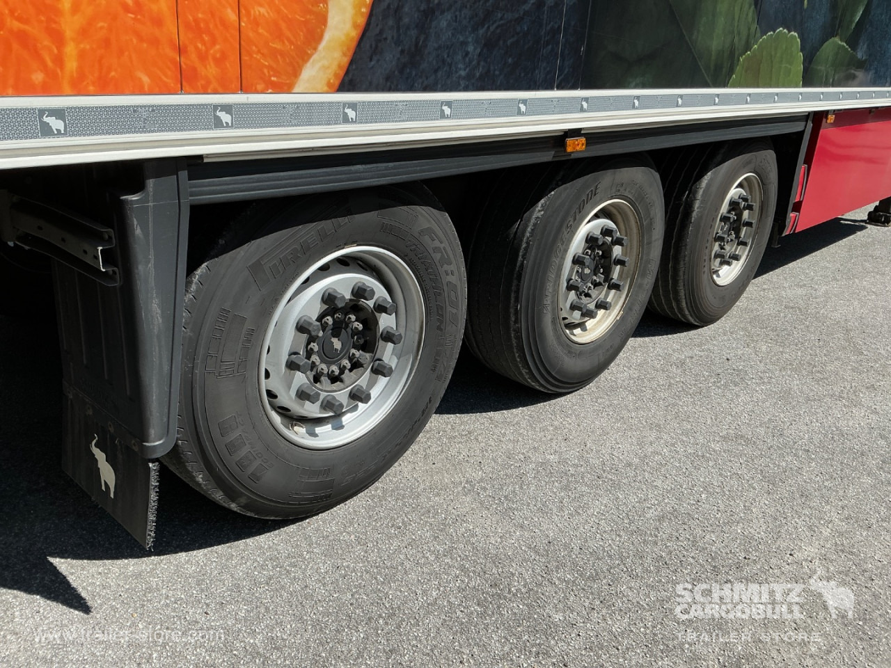 SCHMITZ Reefer Standard Double deck - Semireboque isotérmico: foto 3 SCHMITZ Reefer Standard Double deck - Semireboque isotérmico: foto 3