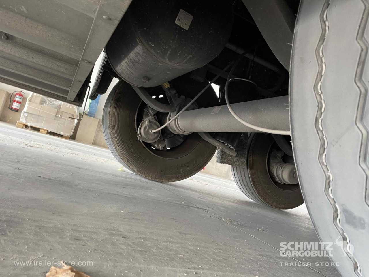SCHMITZ Semiremolque Frigo Multitemperatura - Semireboque isotérmico: foto 3 SCHMITZ Semiremolque Frigo Multitemperatura - Semireboque isotérmico: foto 3