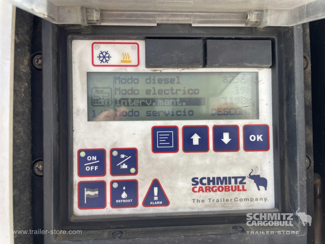 SCHMITZ Semiremolque Frigo Standard - Semireboque isotérmico: foto 2 SCHMITZ Semiremolque Frigo Standard - Semireboque isotérmico: foto 2
